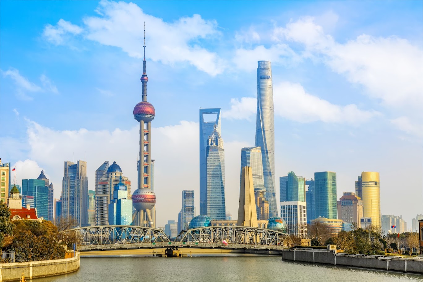 the bund in shanghai the bund in shanghai